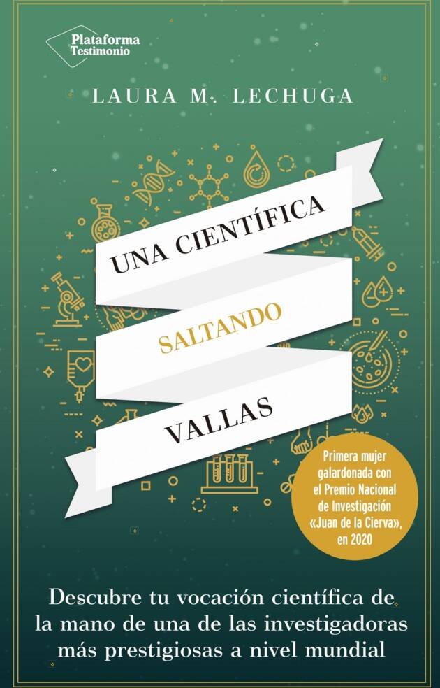 Una científica saltando vallas